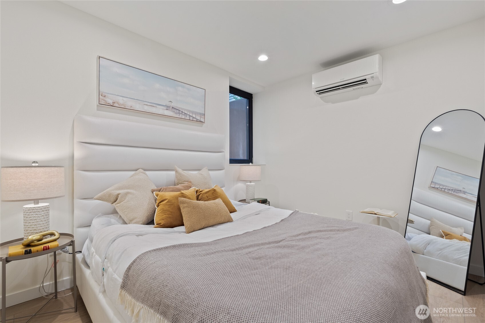 11229 Greenwood Avenue N Unit: A