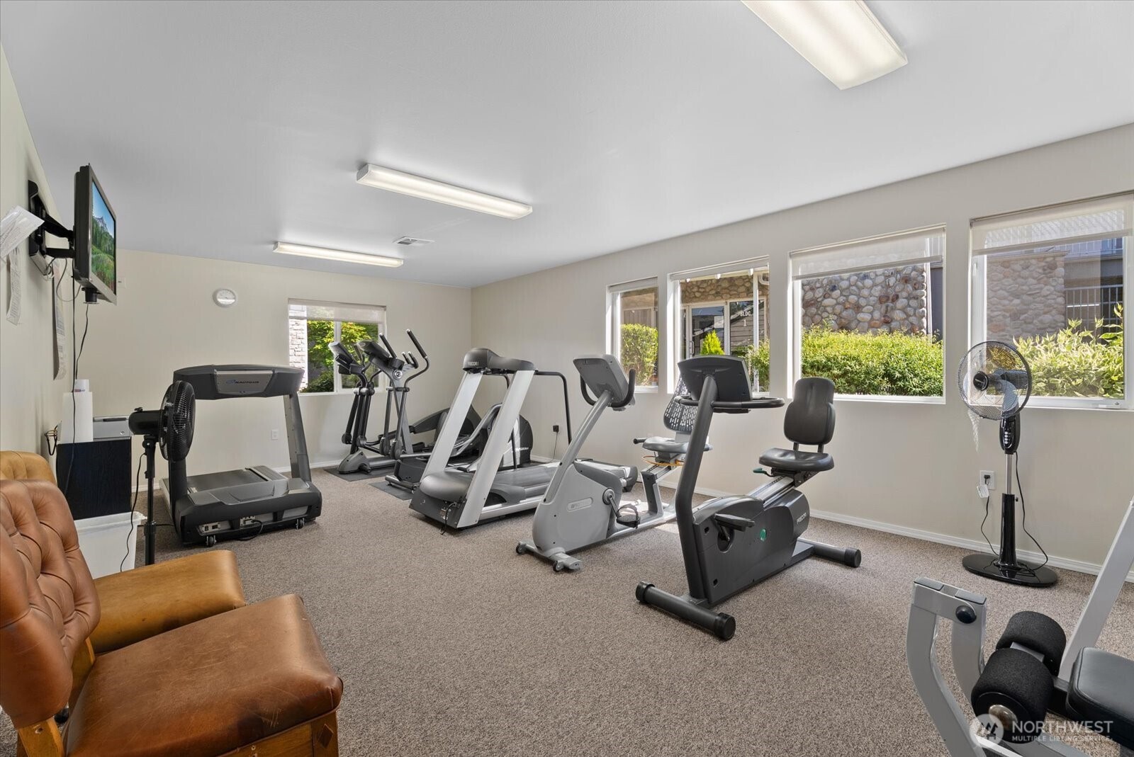 1318 37th Street Unit: 1408