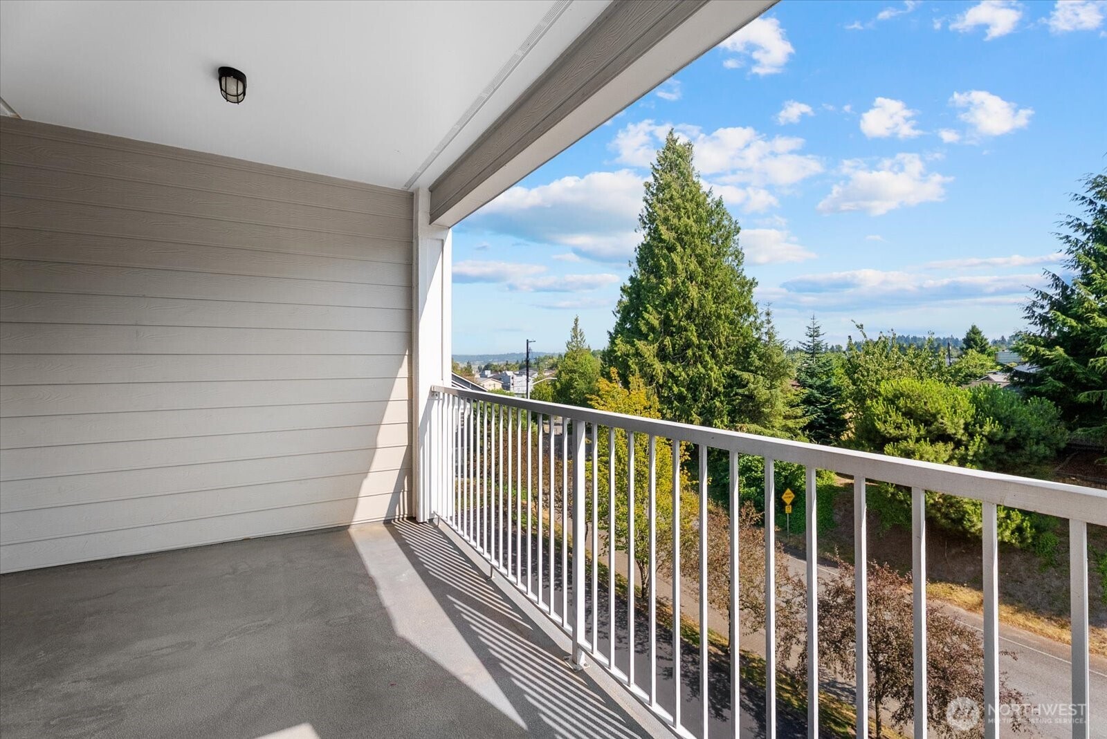 1318 37th Street Unit: 1408