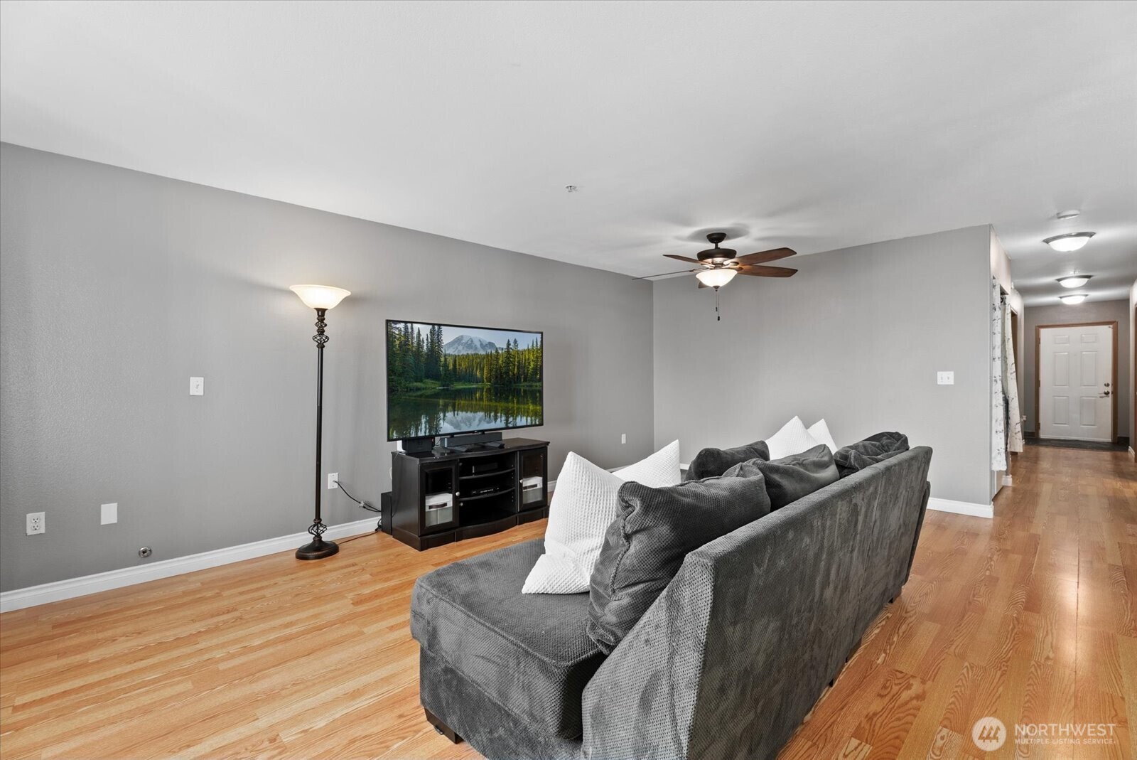 1318 37th Street Unit: 1408
