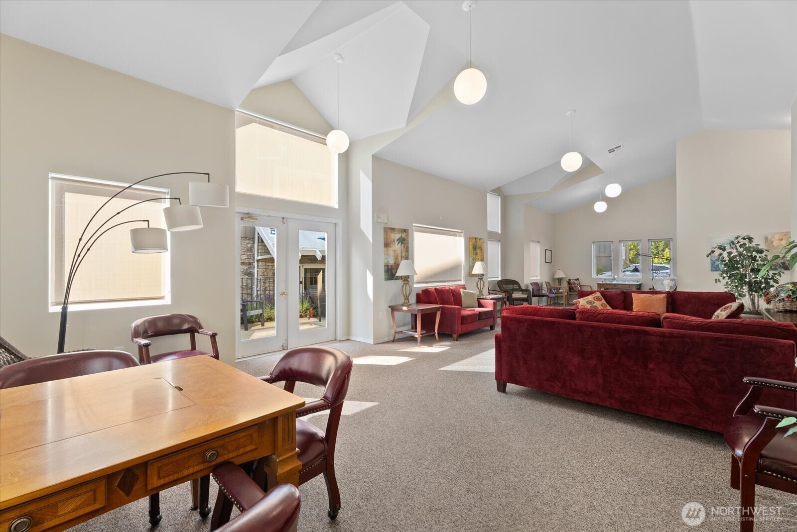 1318 37th Street Unit: 1408