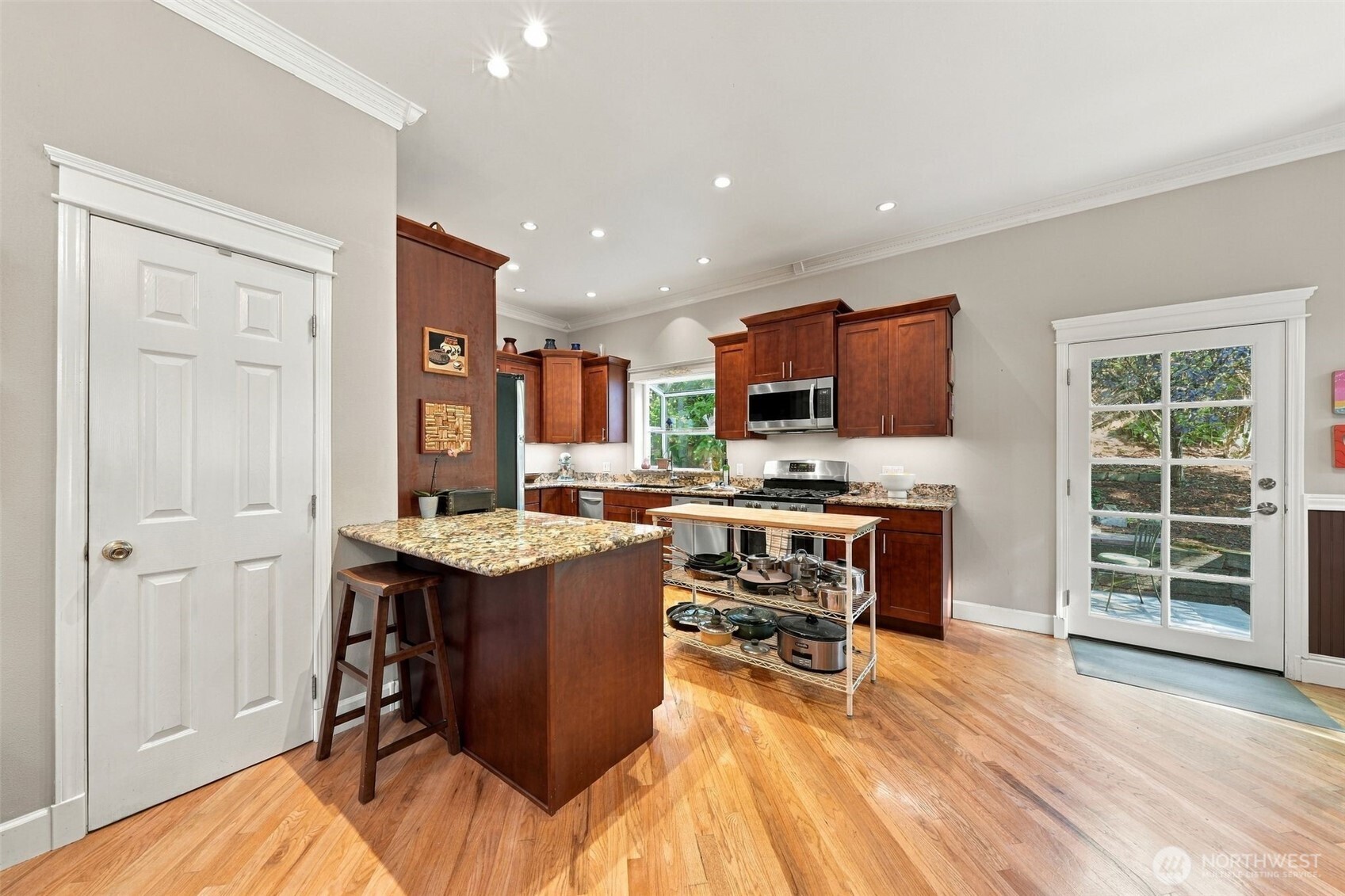 12117 Clearview Drive