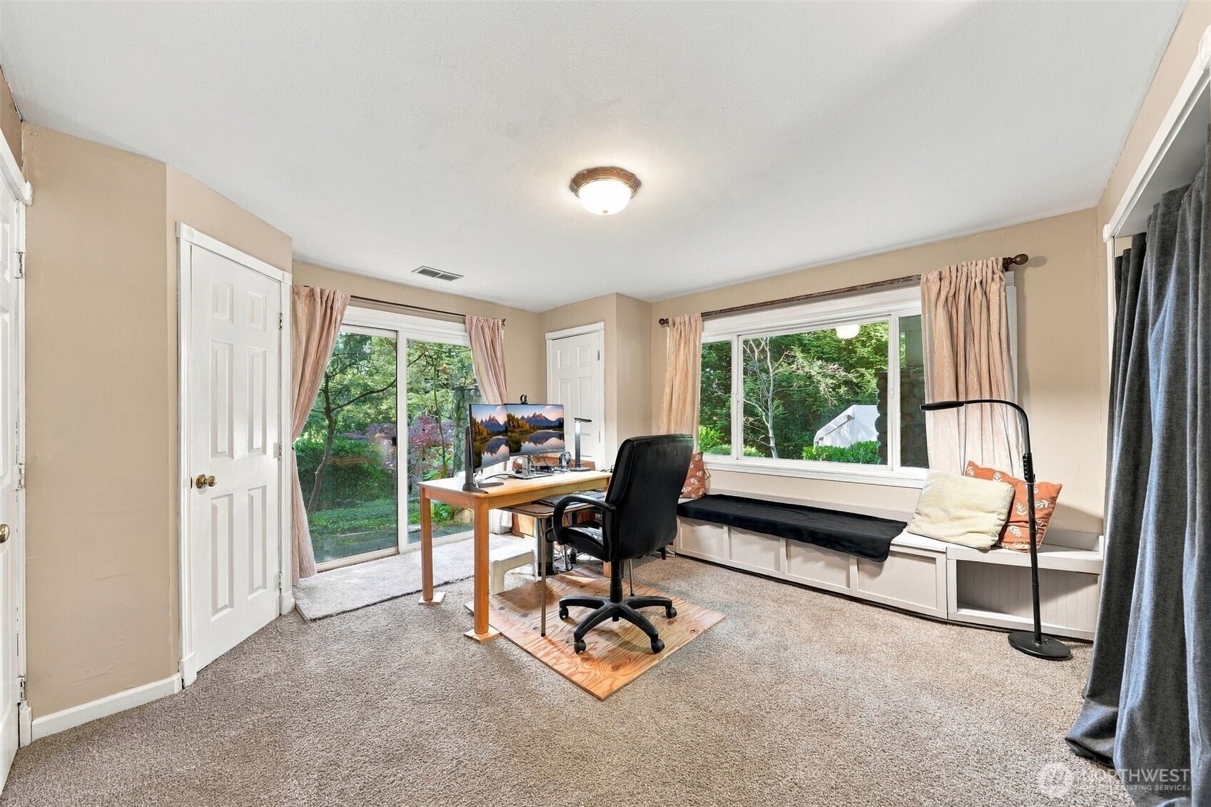 12117 Clearview Drive