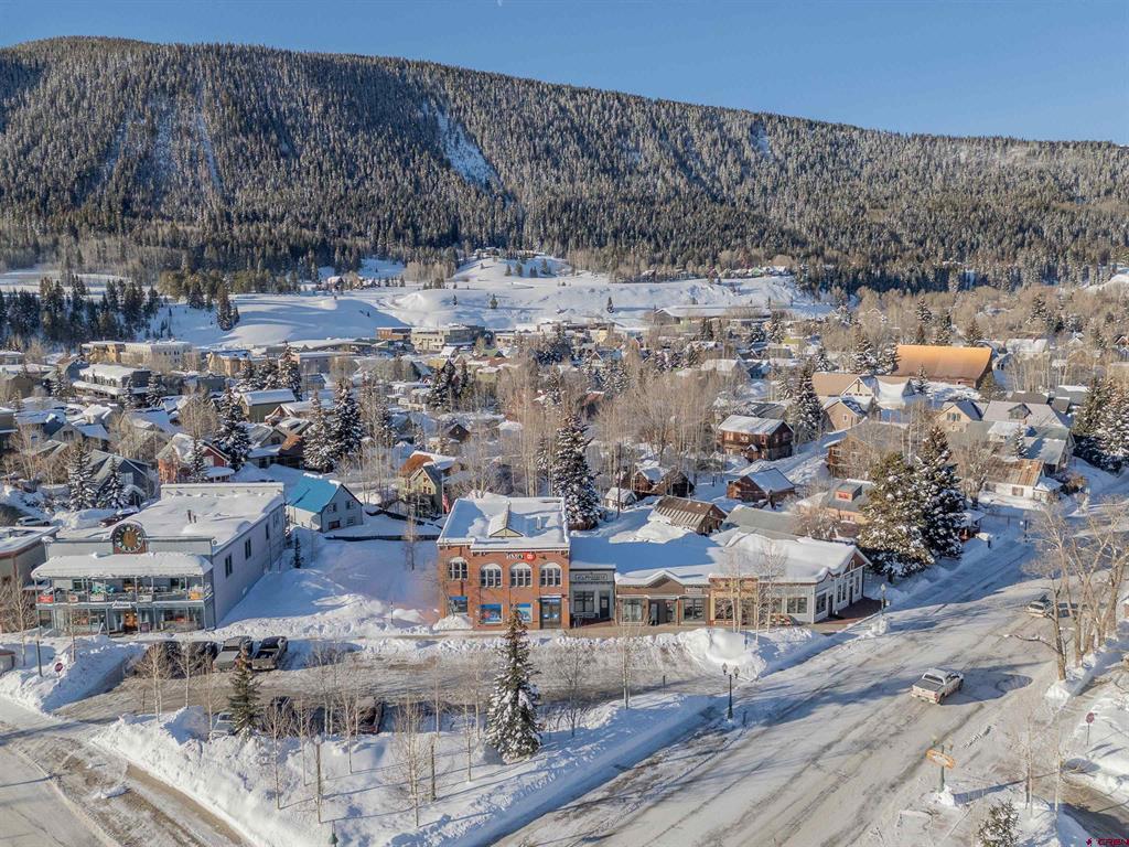 510 Elk Avenue Unit: 1