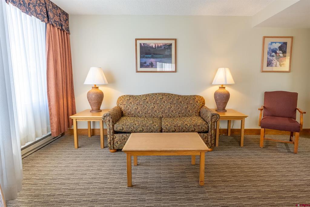 6 Emmons Road Unit: 371