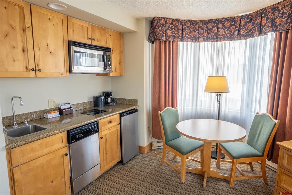 6 Emmons Road Unit: 371