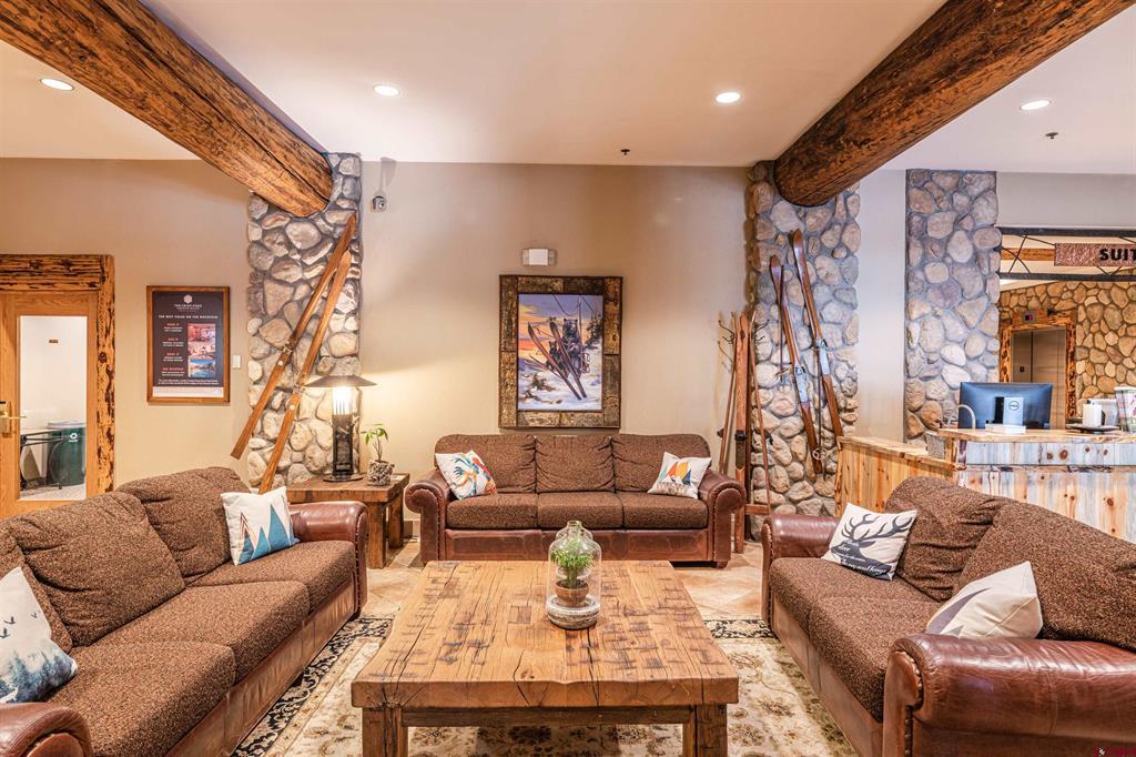 6 Emmons Road Unit: 371