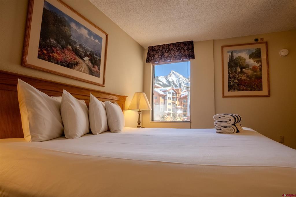 6 Emmons Road Unit: 371