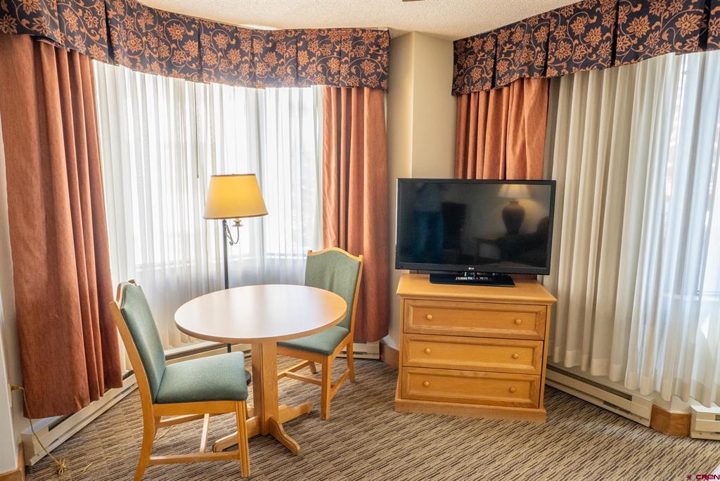 6 Emmons Road Unit: 371