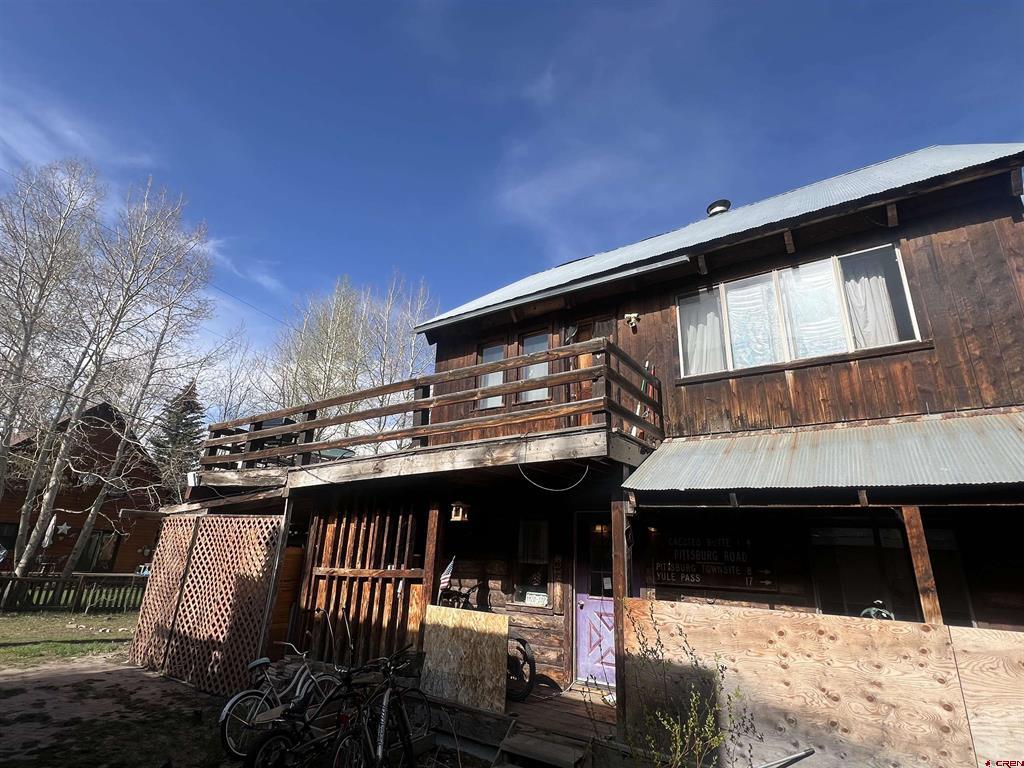 715 Whiterock Avenue Unit: B