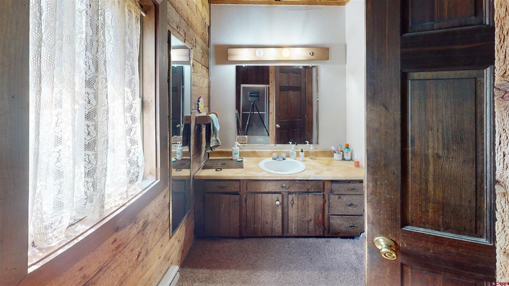 715 Whiterock Avenue Unit: B