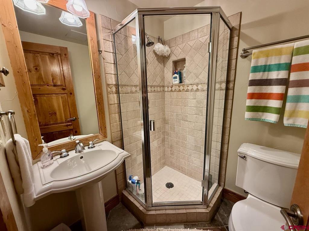 9 Hunter Hill Road Unit: 104