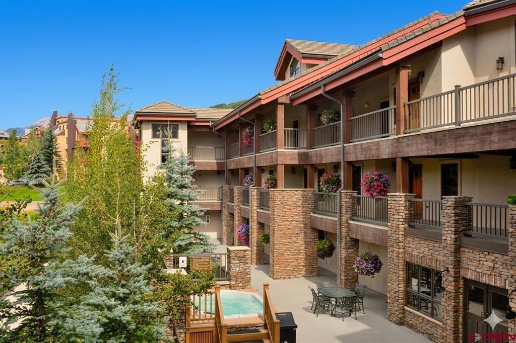 9 Hunter Hill Road Unit: 104