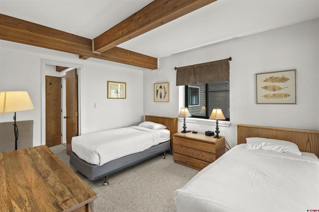 11 Hunter Hill Road Unit: 202
