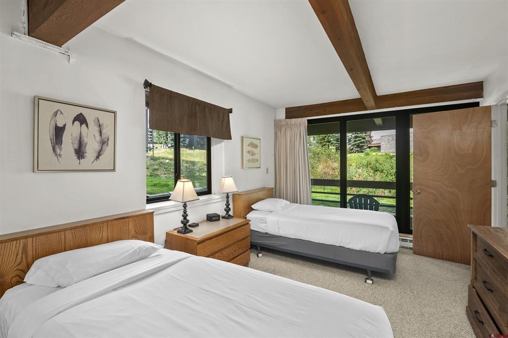 11 Hunter Hill Road Unit: 202