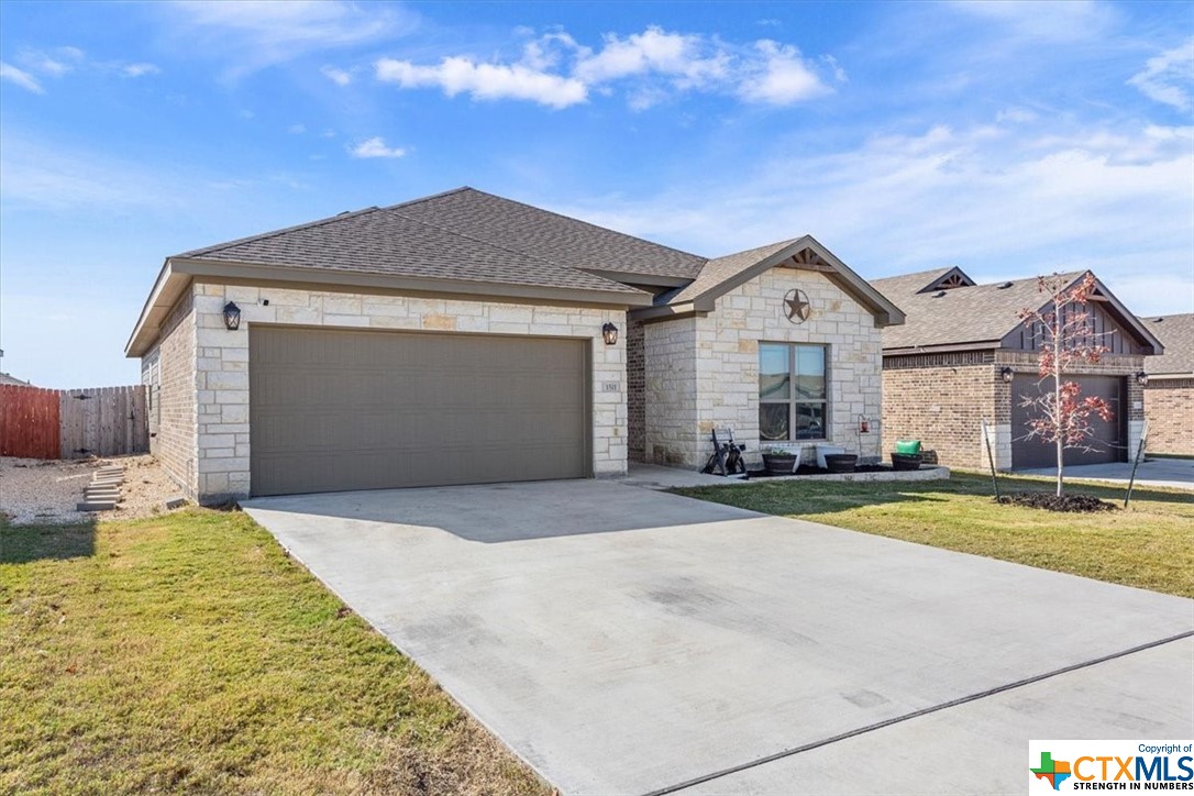 1511 Black Kettle Trail