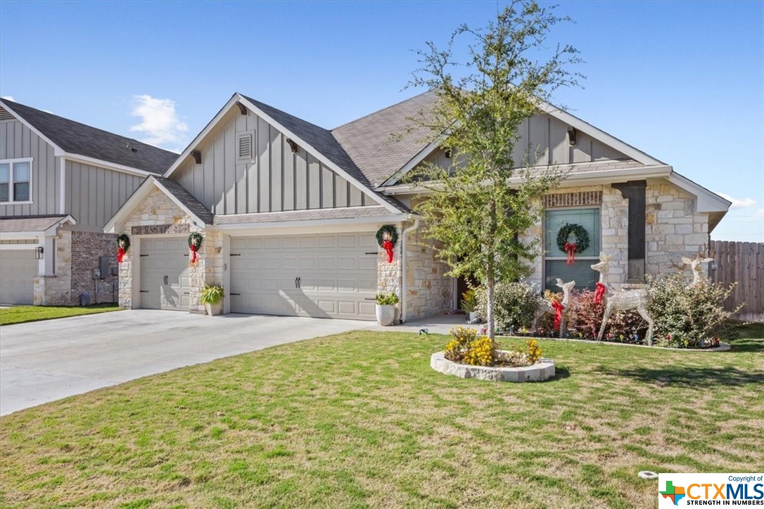 1418 Chalice Drive