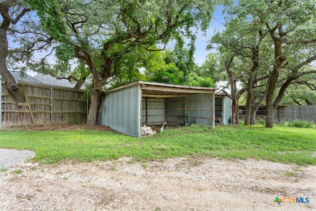 1656 W Fm 93 Highway
