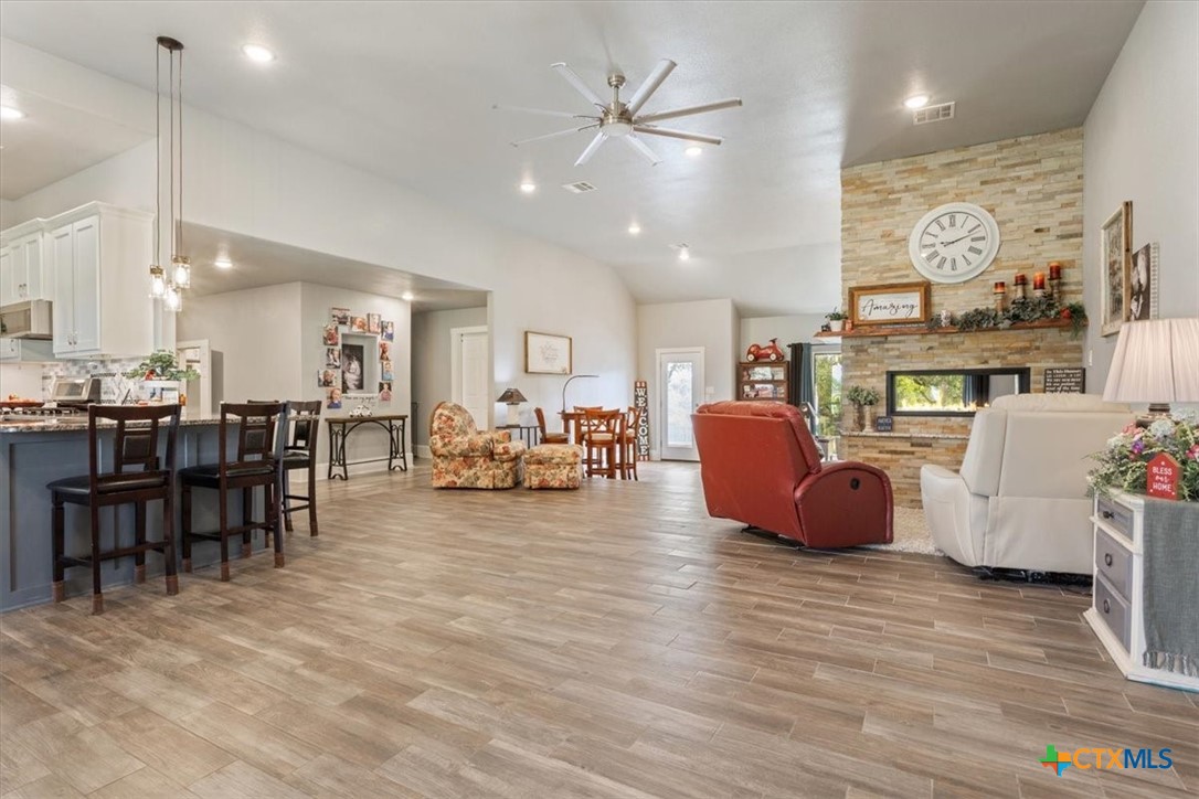 1656 W Fm 93 Highway