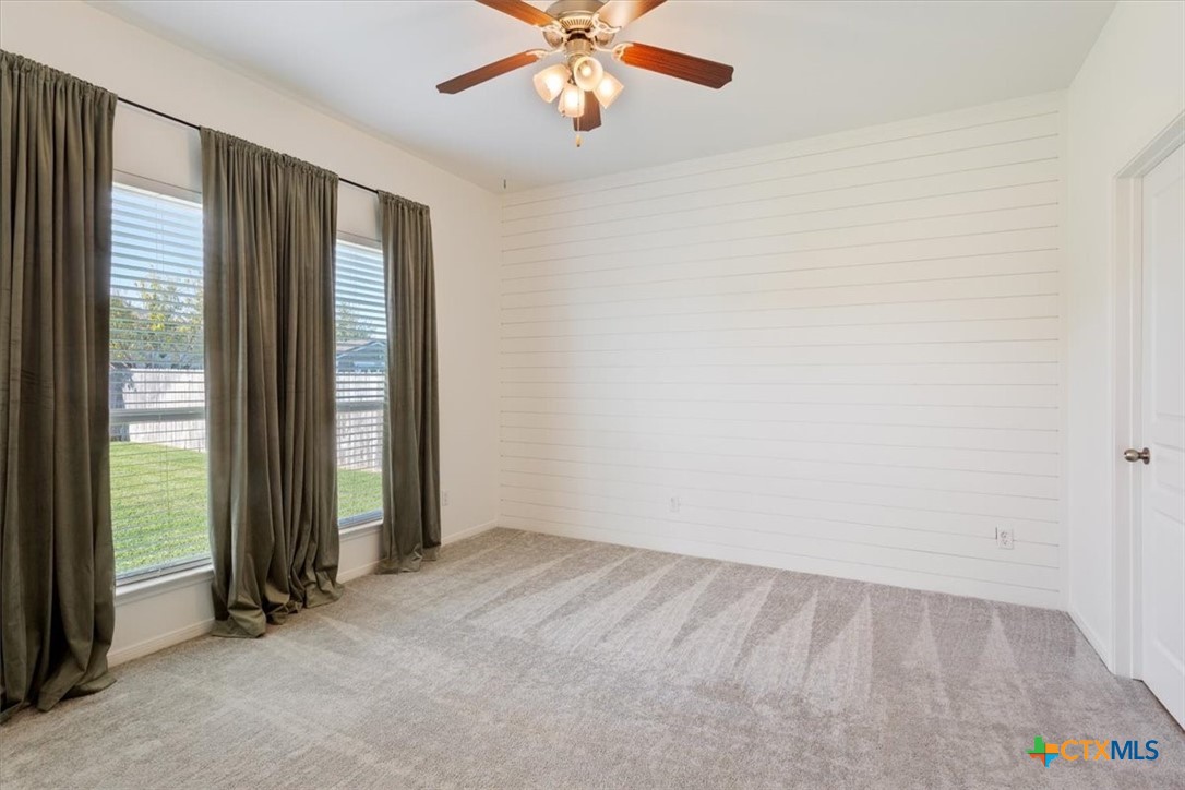 513 Dandridge Drive