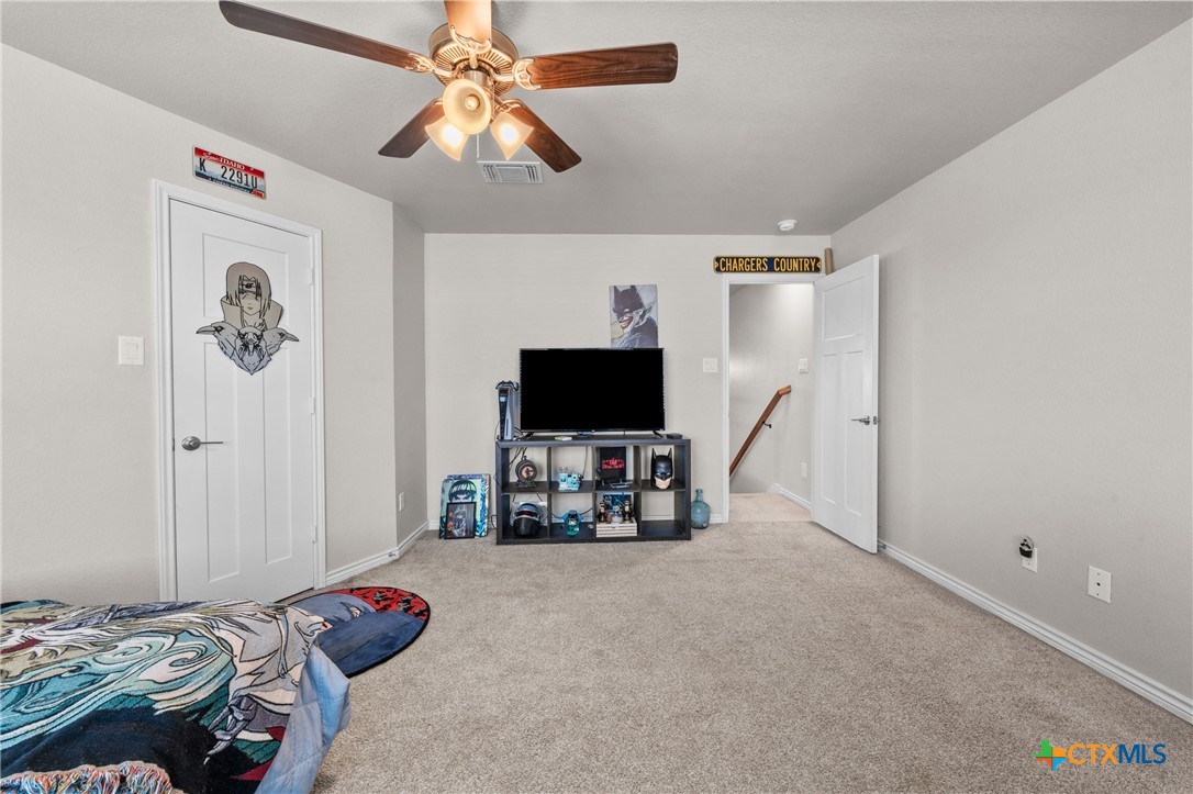 1527 Mountain Crest Cove