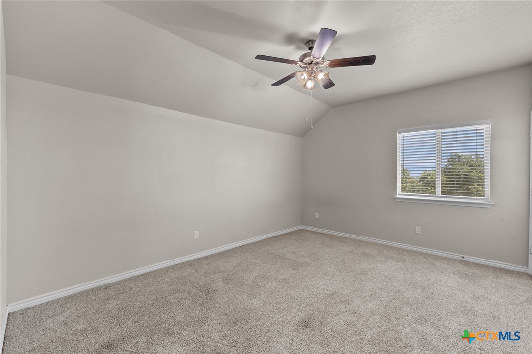 1527 Mountain Crest Cove