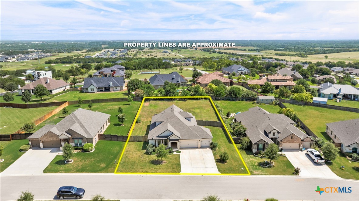 1527 Mountain Crest Cove