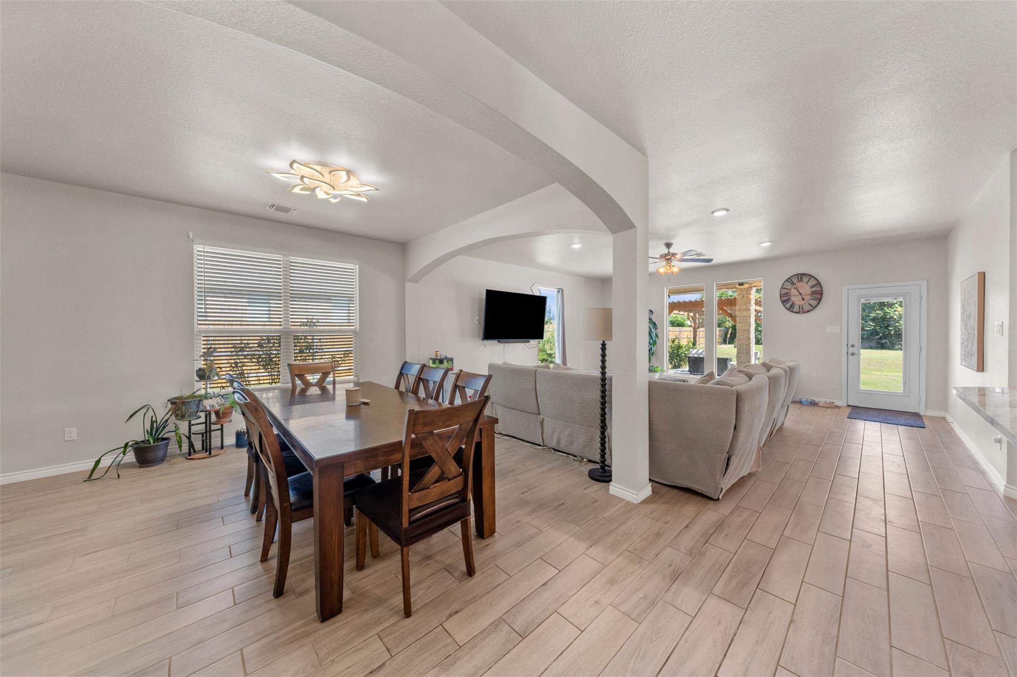 1527 Mountain Crest CV