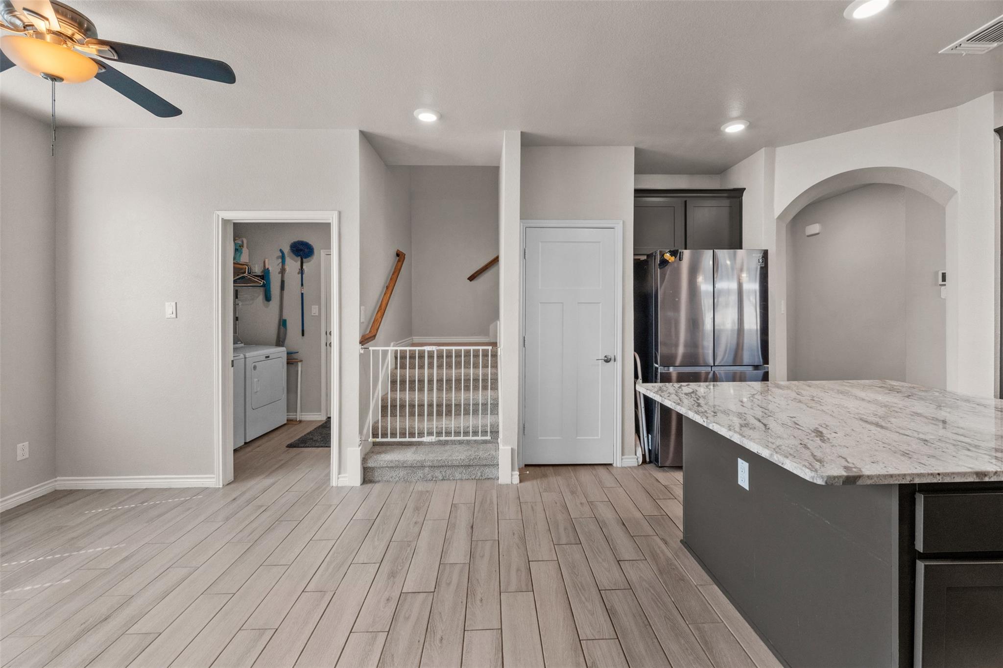 1527 Mountain Crest CV