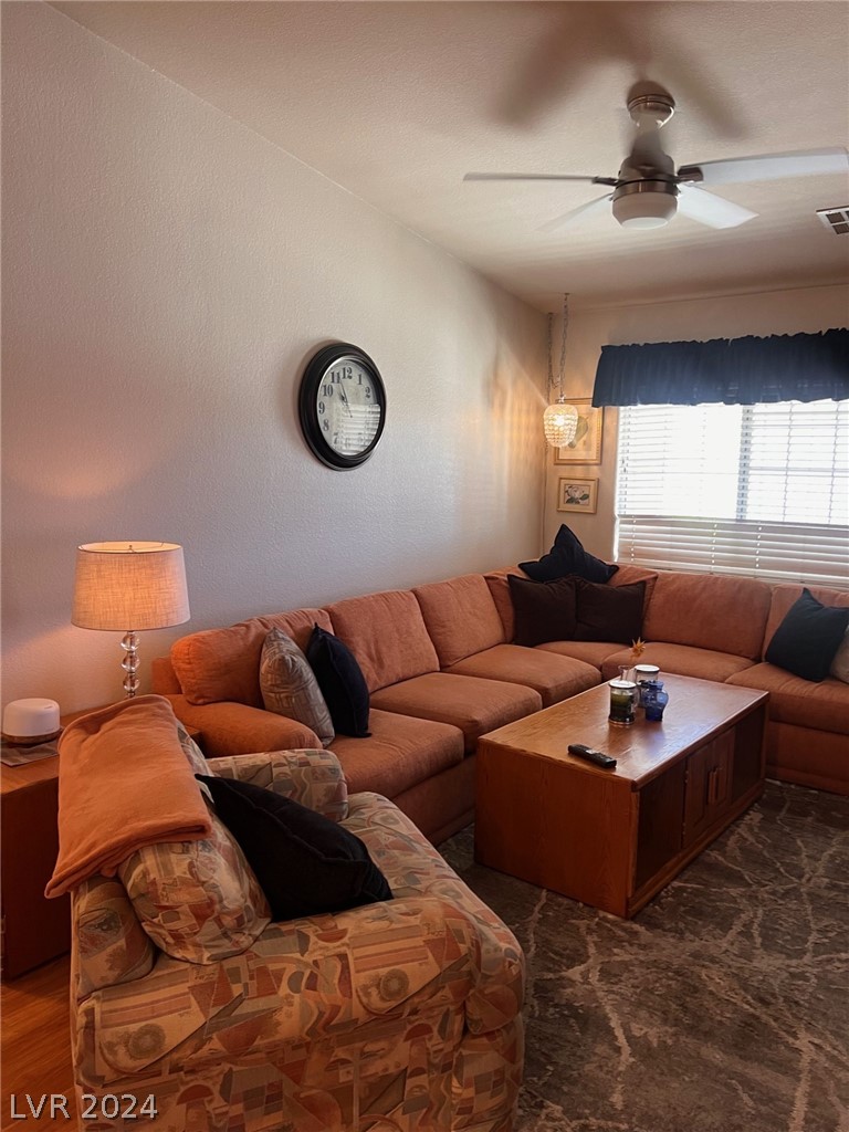 4828 Palm Tree Court
