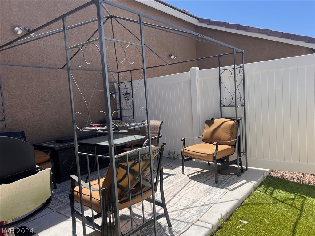 4828 Palm Tree Court