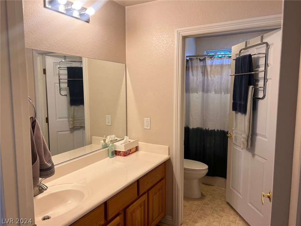 4828 Palm Tree Court