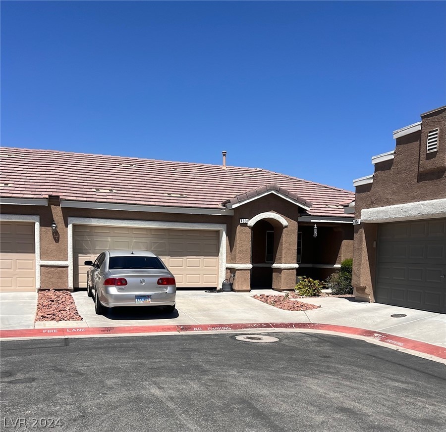 4828 Palm Tree Court