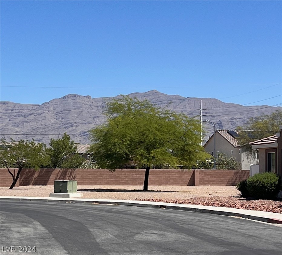 4828 Palm Tree Court