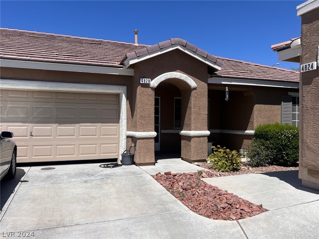 4828 Palm Tree Court