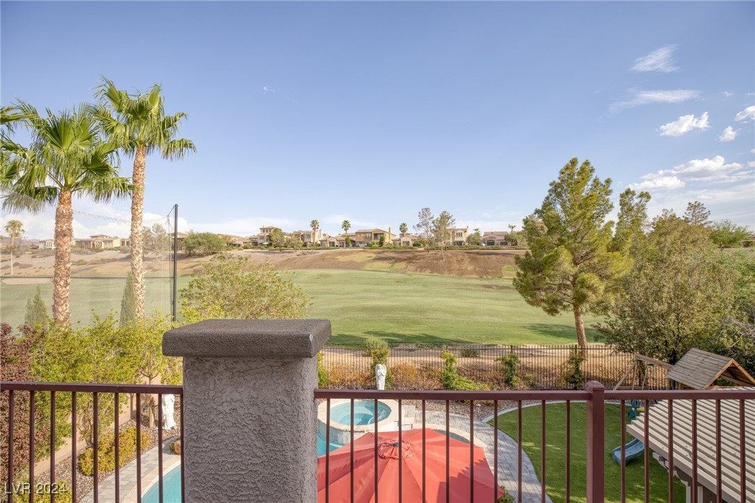 976 Olivia Parkway