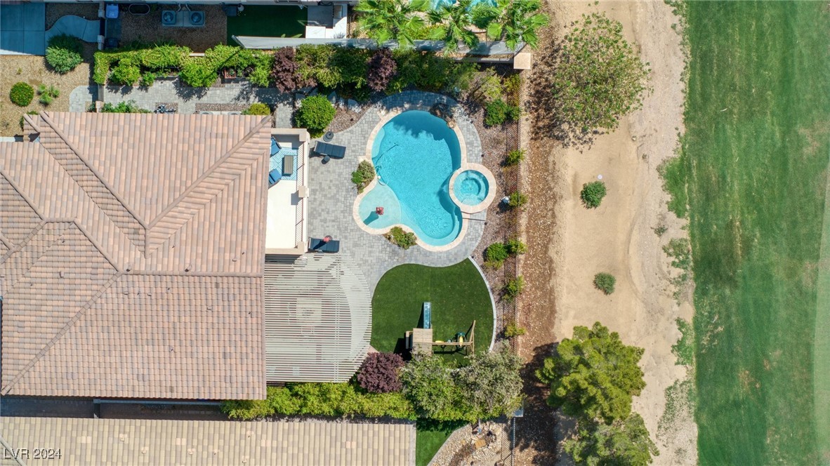 976 Olivia Parkway