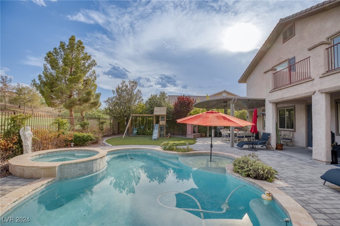 976 Olivia Parkway