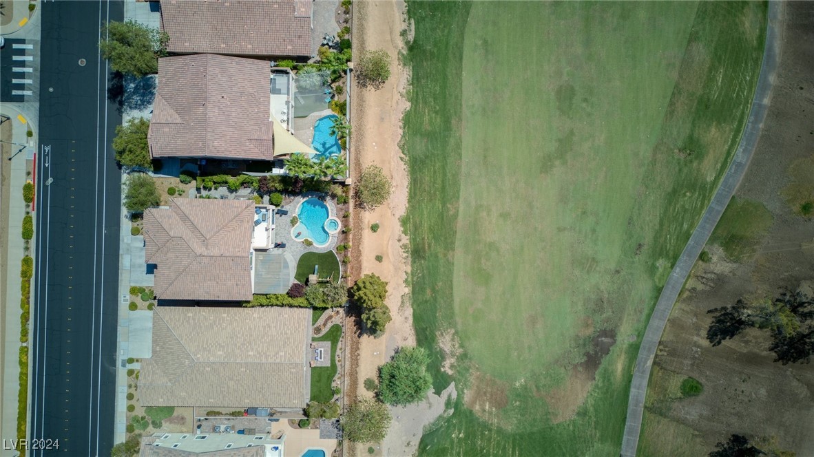 976 Olivia Parkway