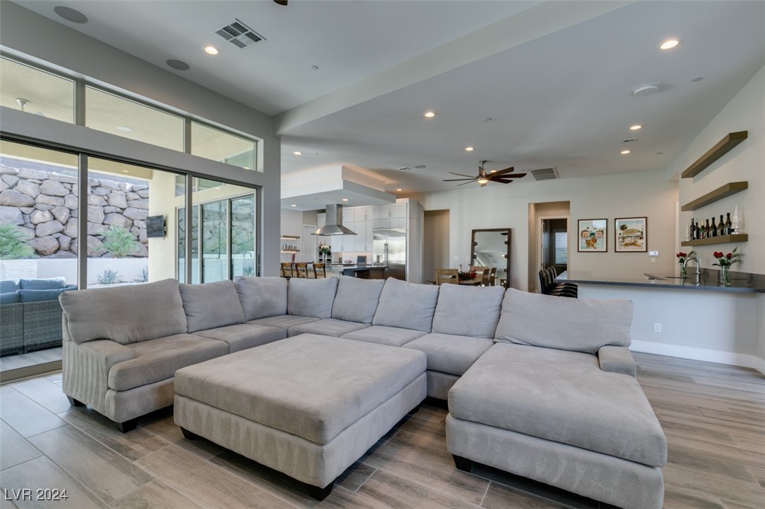 2223 Summit Mesa Lane