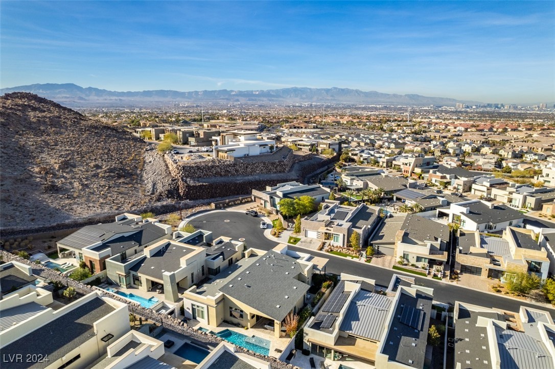 2223 Summit Mesa Lane
