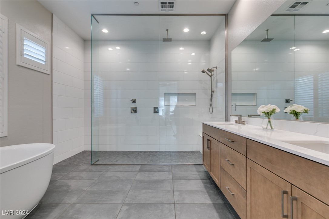 2223 Summit Mesa Lane