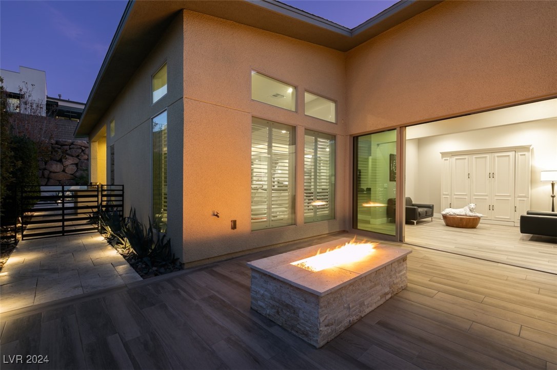 2223 Summit Mesa Lane