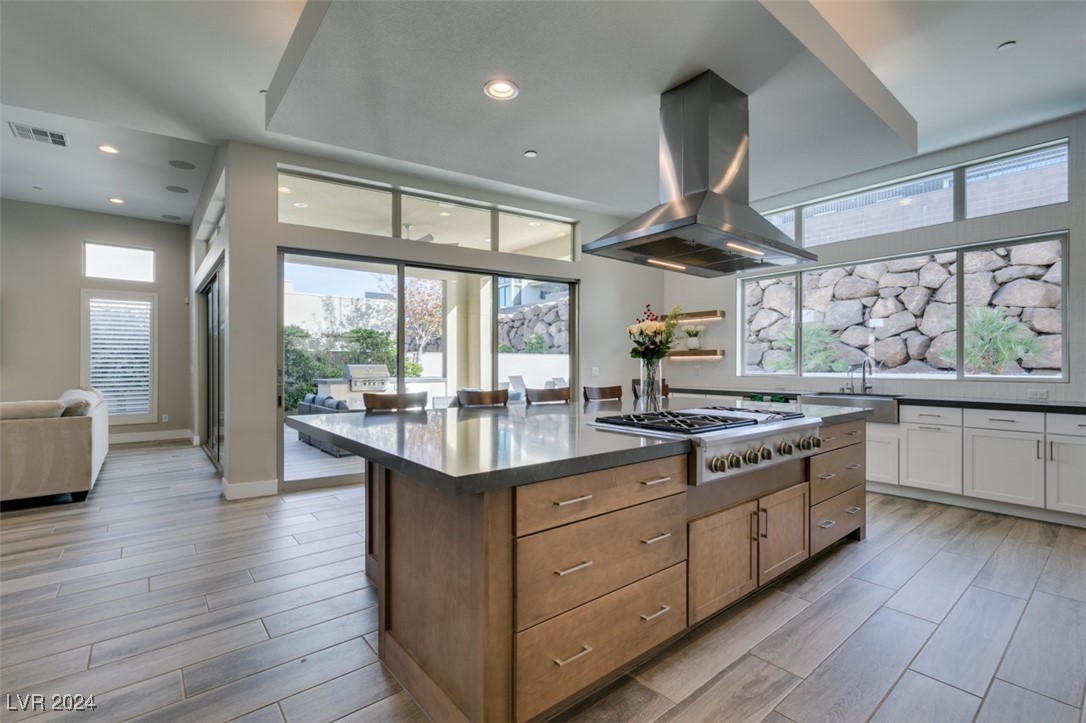 2223 Summit Mesa Lane