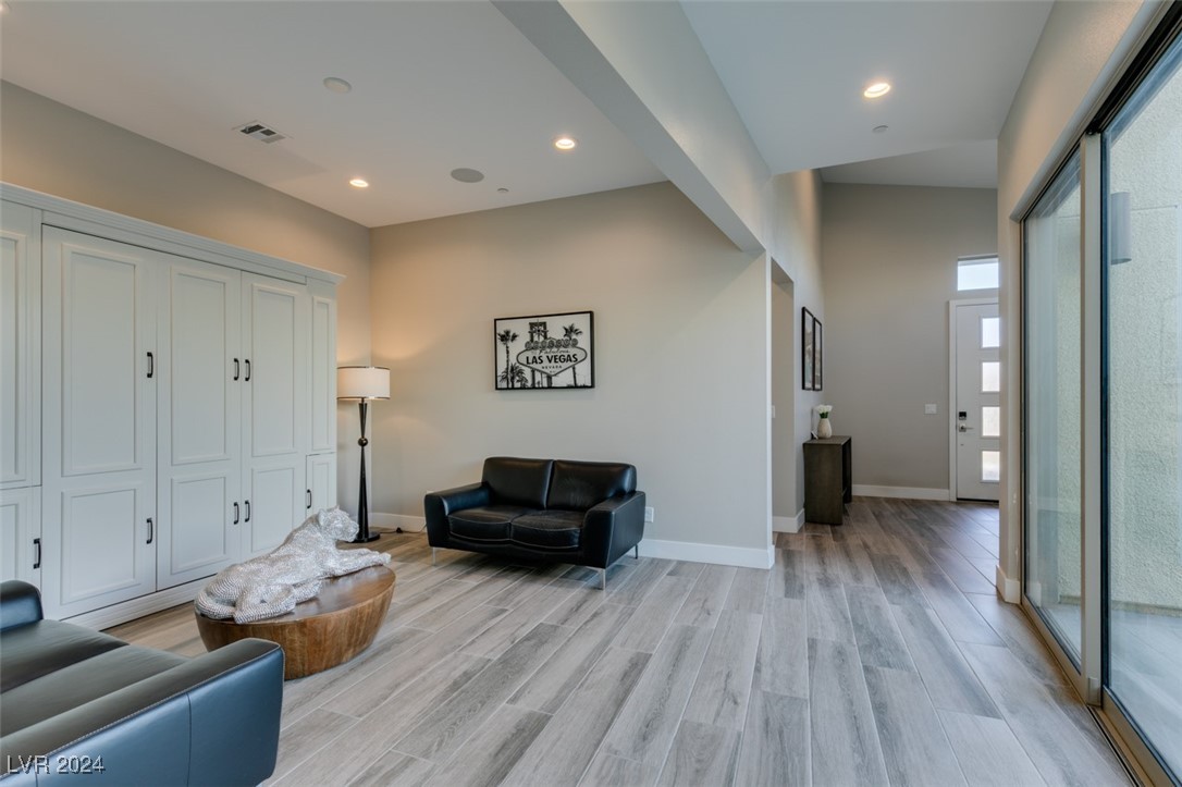 2223 Summit Mesa Lane