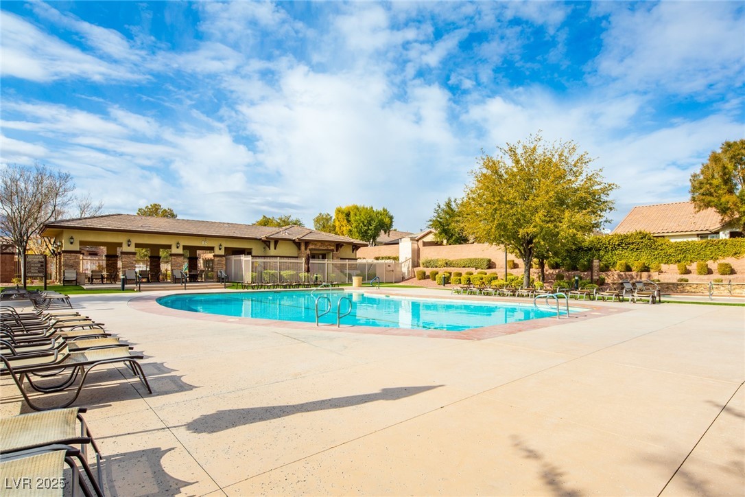 7611 Redcloud Peak St Street