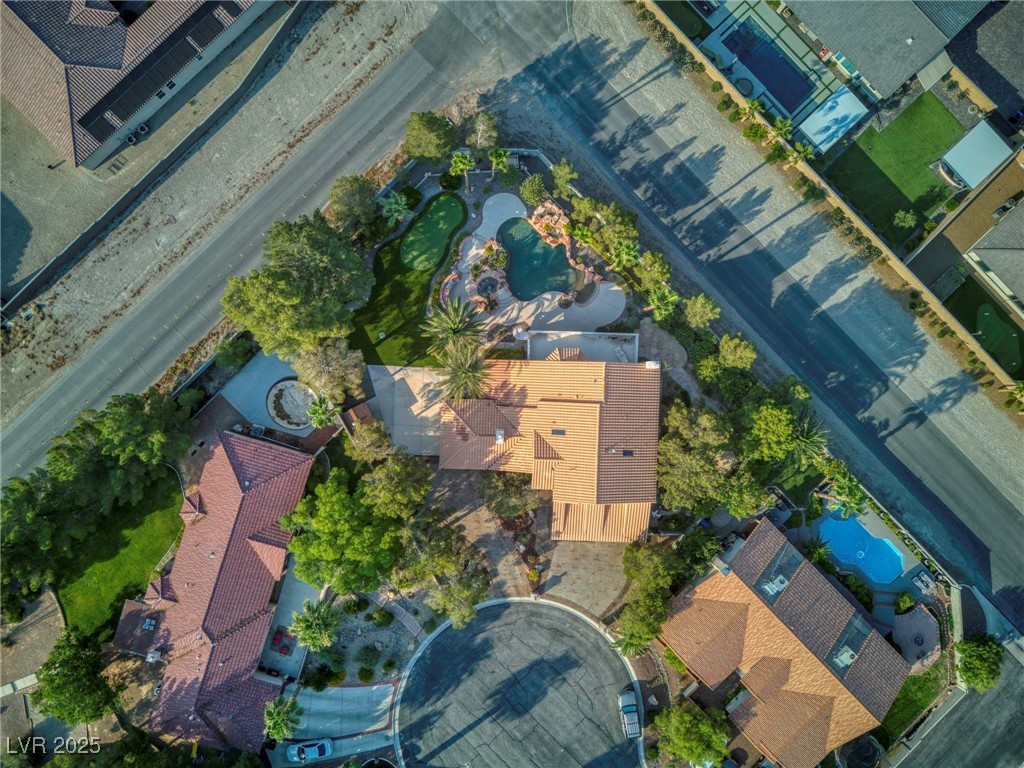 9520 Desert Crest Court