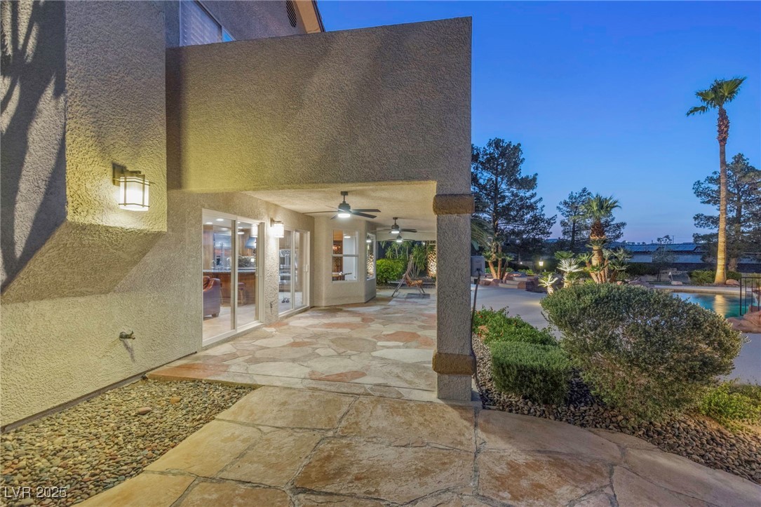 9520 Desert Crest Court