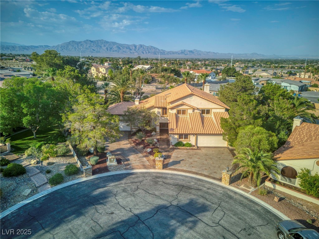 9520 Desert Crest Court