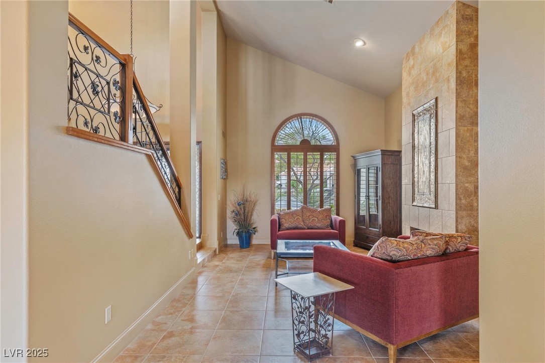 9520 Desert Crest Court